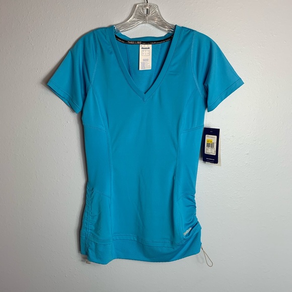 Reebok Tops - BNWT REEBOK BICYCLE RIDING SPORTS TOP SIZE MED